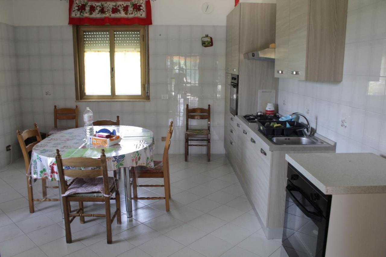 Holiday home Villa Giu, Indipendent Villa Near Airport And Sea